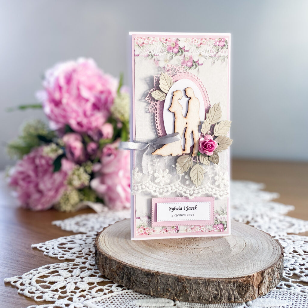 ręcznie wykonana kartka ślubna w szaro-różowej kolorystyce